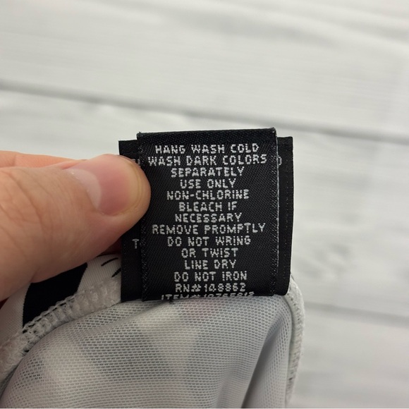 Torrid Hello Kitty High Waist Gingham Ruched Swimsuit Skort Size 5X NWT - Picture 12 of 12